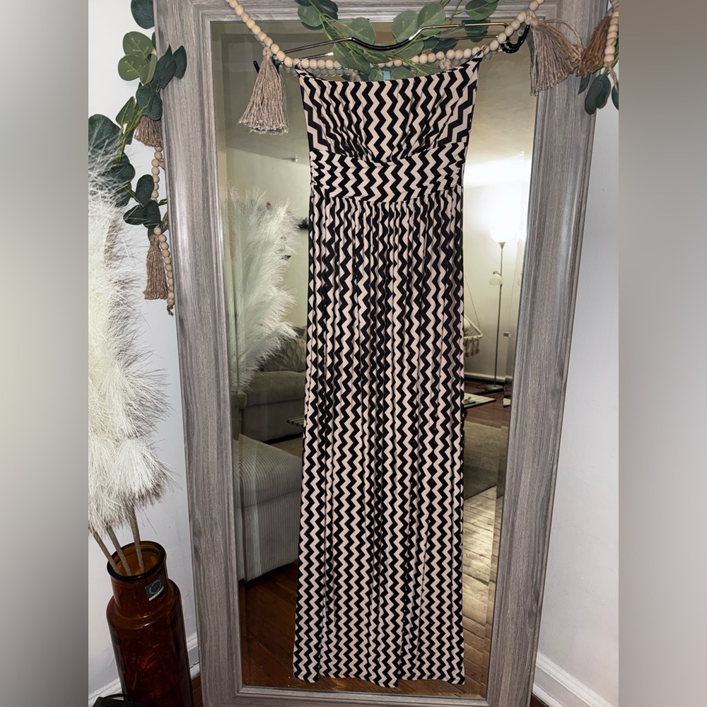 Black and Cream Zigzag Maxi Strapless Dress